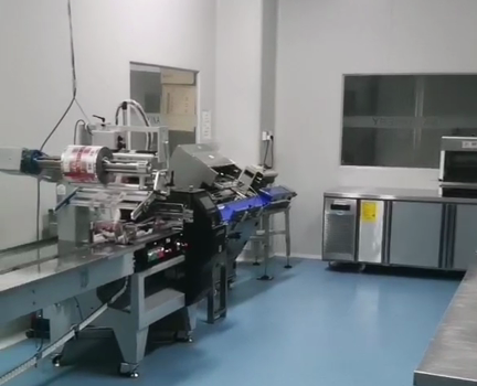 不銹鋼空氣消毒機(jī)人機(jī)共處